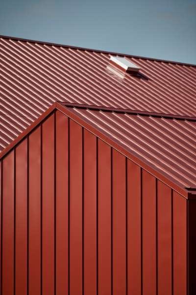 Stålprofiler er rammen, når der gives plads til sport, læring og leg i Vestbjerg, Vestbjerg Idrætshal, Bakmøllevej 280, 9380 Vestbjerg